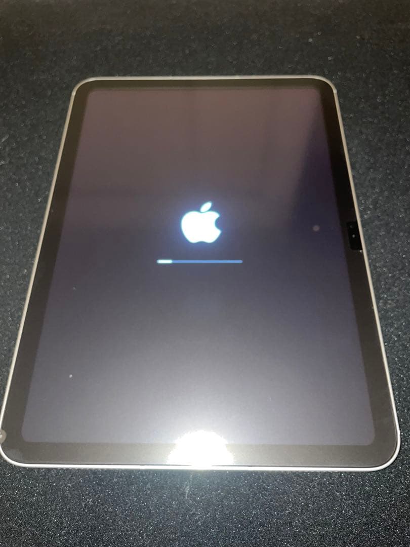 【美品】iPad 第10世代 Wi-Fi＋Cellularモデル 64gb