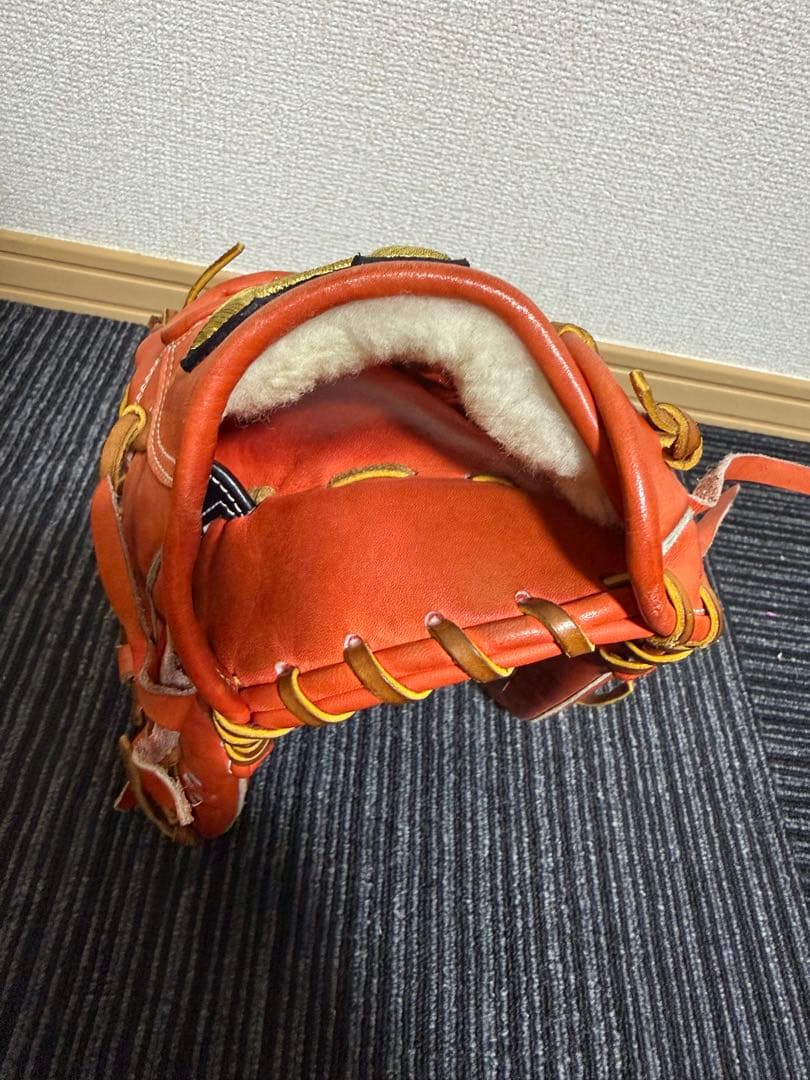 アンダーアーマー　左投げ　外野手　柳田モデル