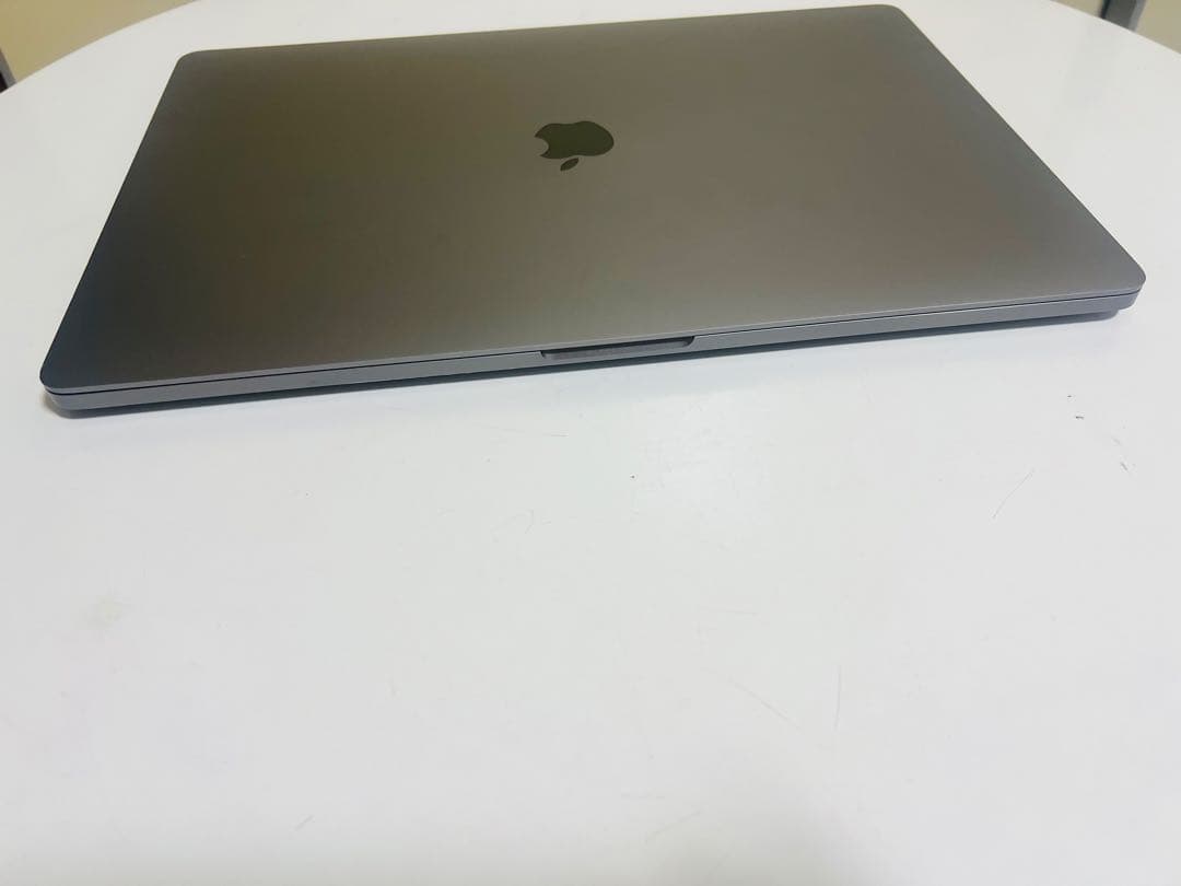 Macbook Pro 2019 16インチ i7/16GB/512GB