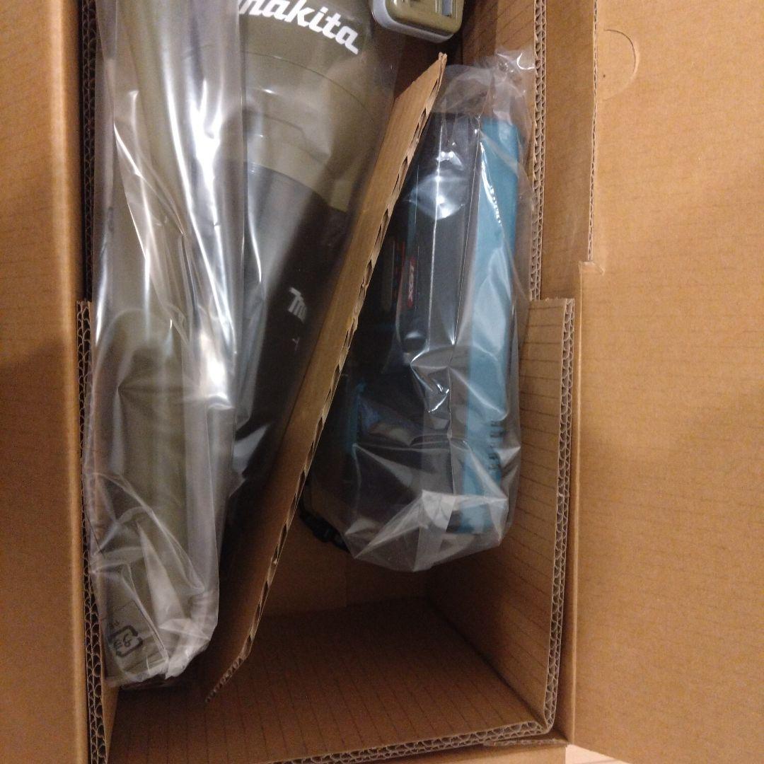 Makita 40V 充電式クリーナー CL003GRD0