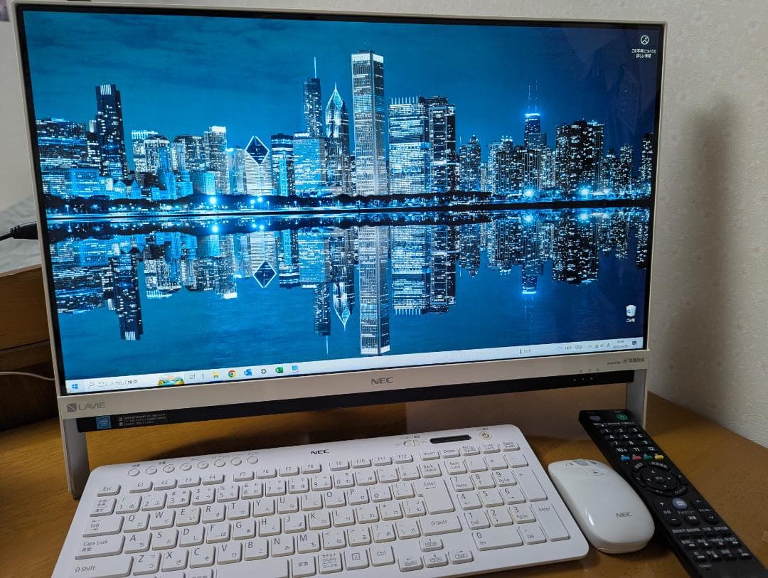 【早い者勝ち】NEC LAVIE 一体型PC 大画面 23.8型 (初期化済)