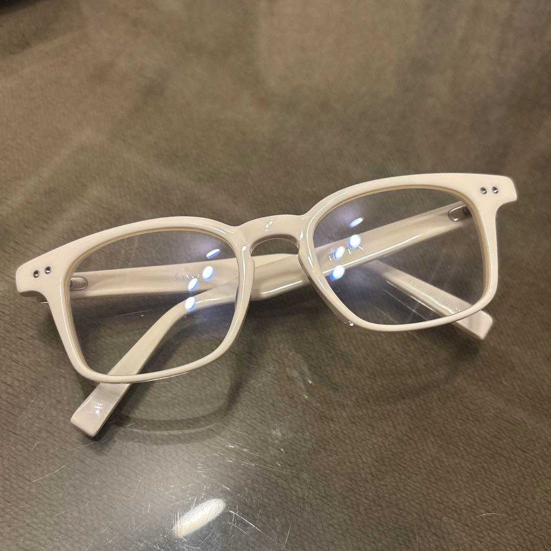 美品！DITA ディータ　Lever ホワイト