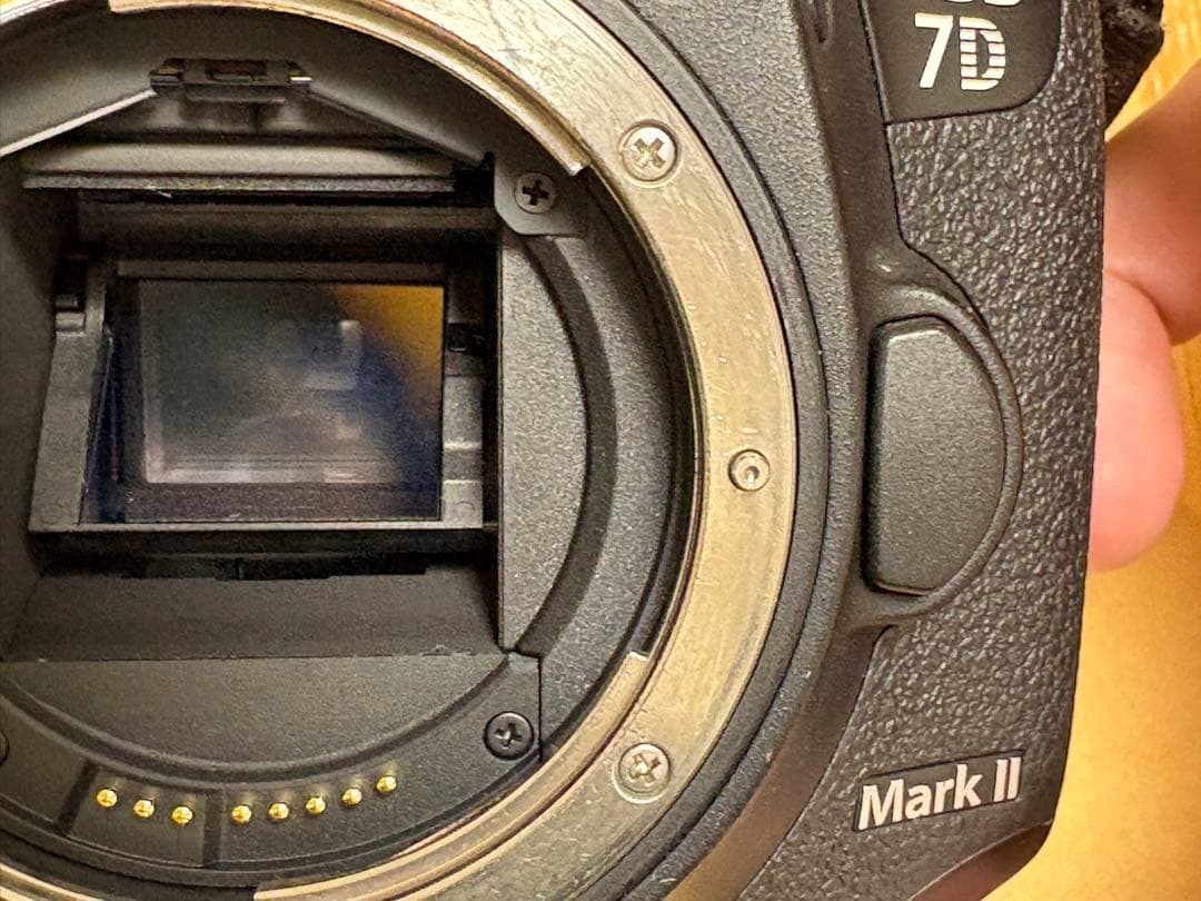 Canon EOS 7D Mark II バッテリーグリップ　リモコン