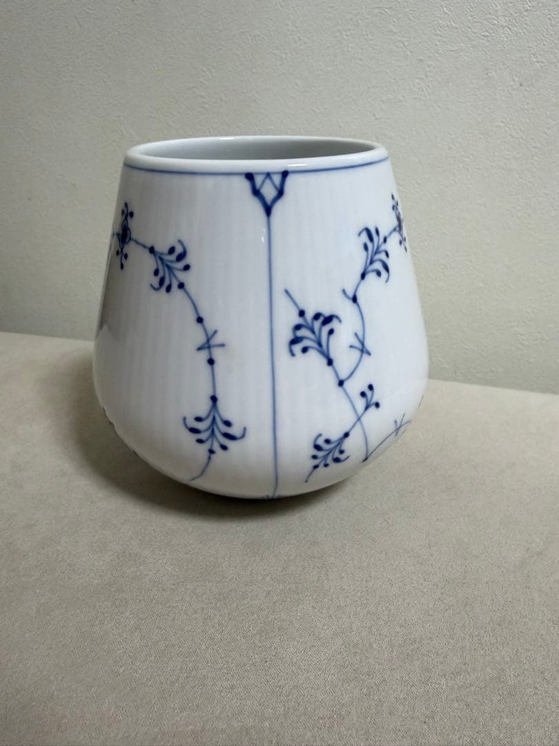 ロイヤルコペンハーゲン　ブルーフルーテッドプレイン　フラワーベース　S 花器