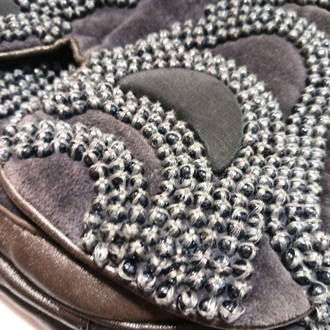 最終値下げ！ジャマンピエッシュビーズ装飾付きグレーショルダーバッグ（専用袋付！）