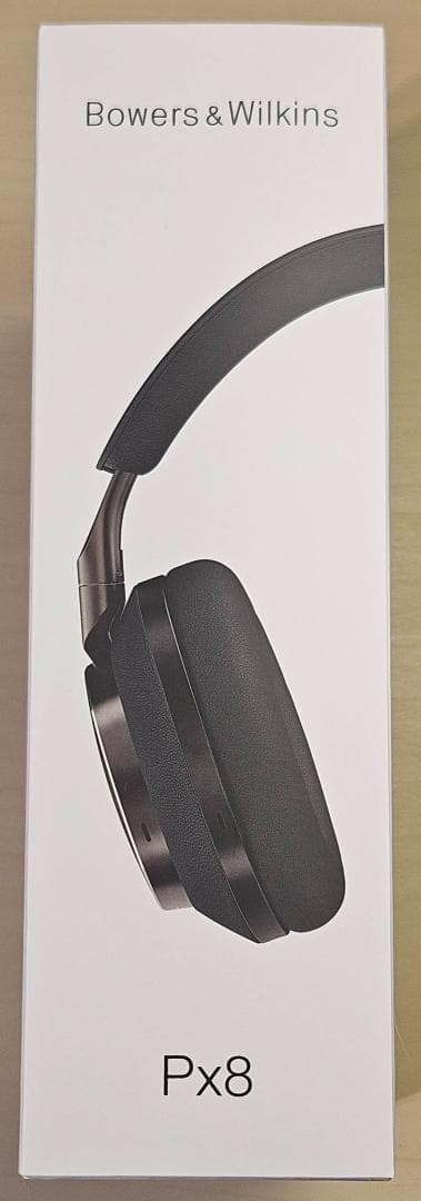 Bowers & Wilkins Px8 ワイヤレスヘッドホン