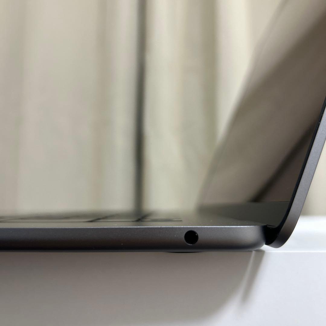 MacBook Air M3（15インチ）