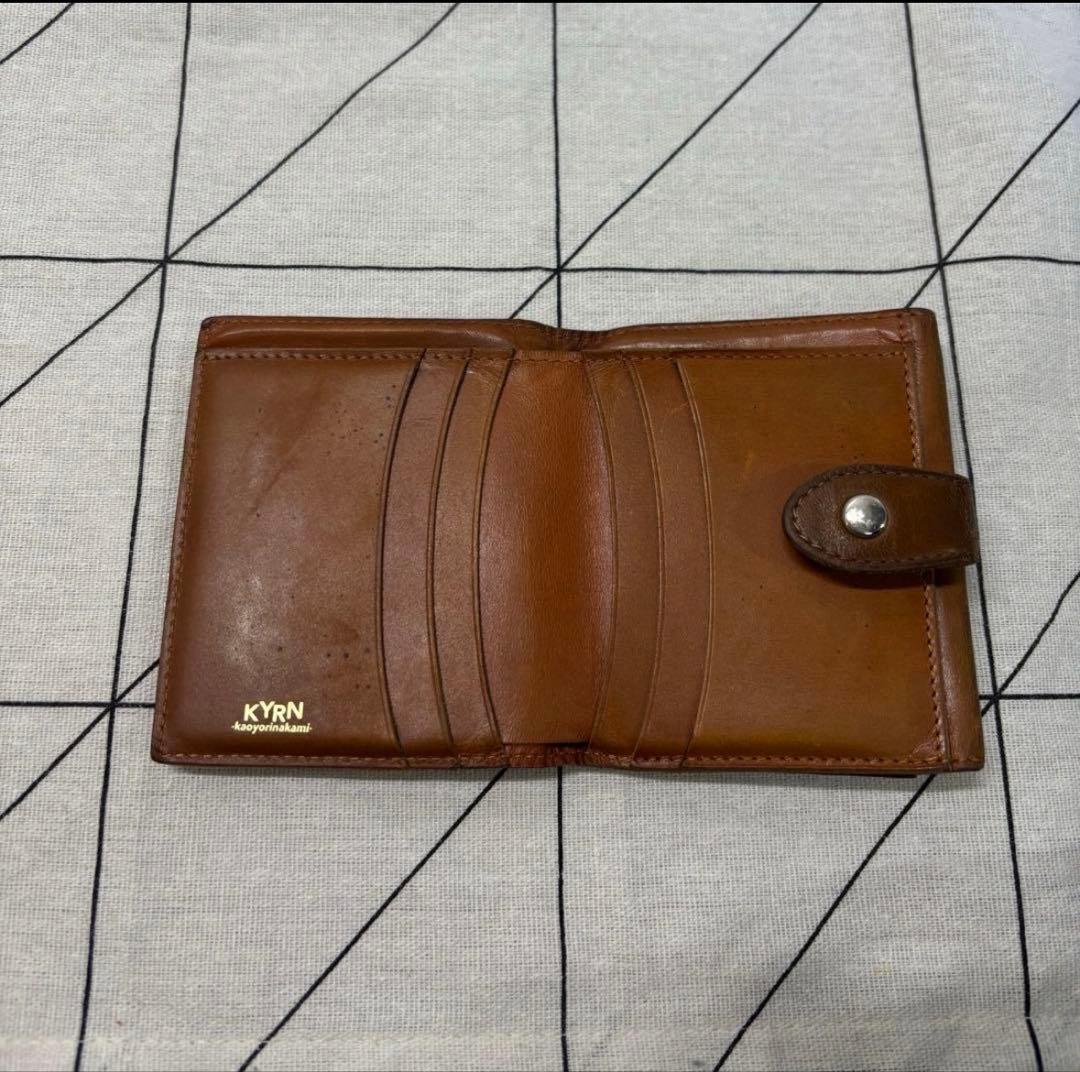 kaoyorinakami 二つ折り財布