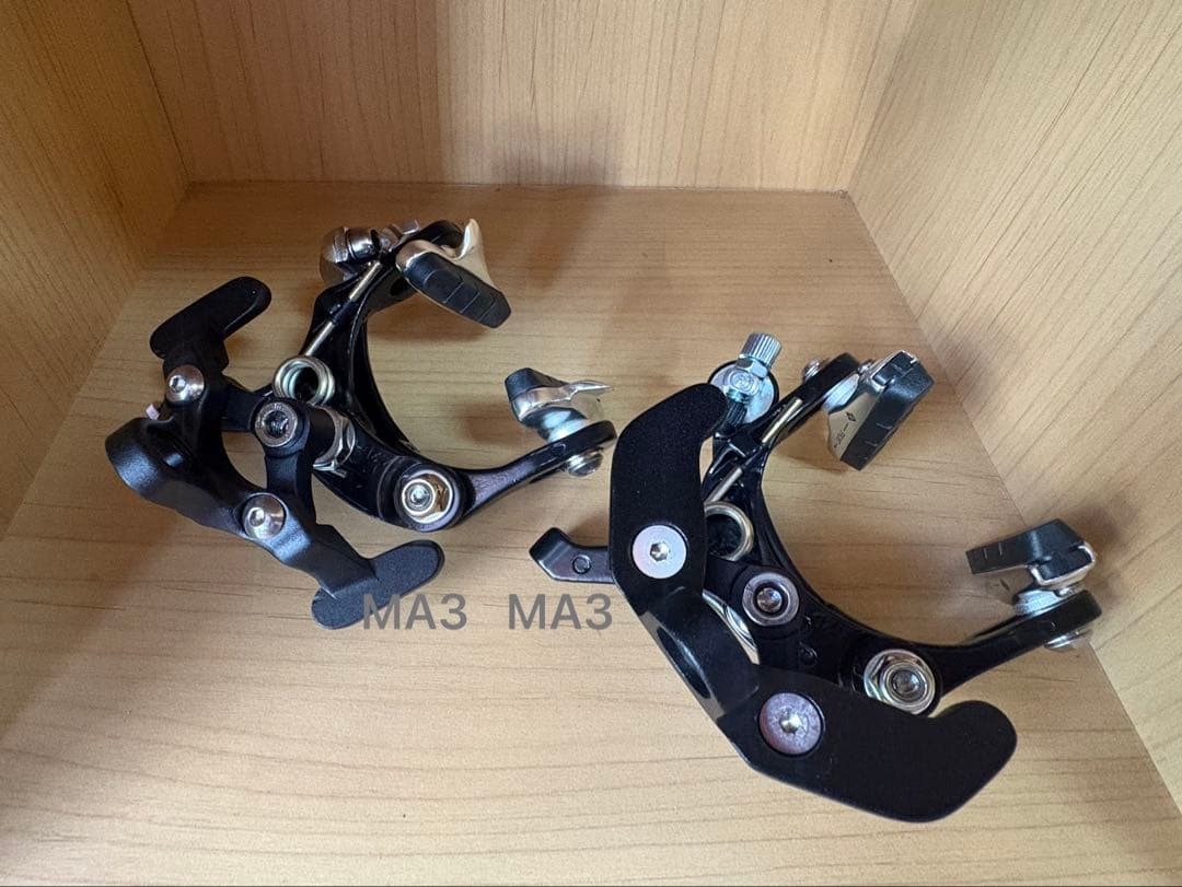 未使用 birdy ブレーキ 台座付 18・20取付可　キャリパーブレーキ