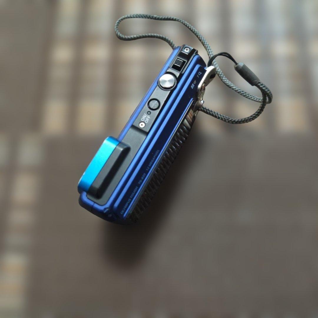 OLYMPUS Tough TGー820 防水デジタルカメラ 青