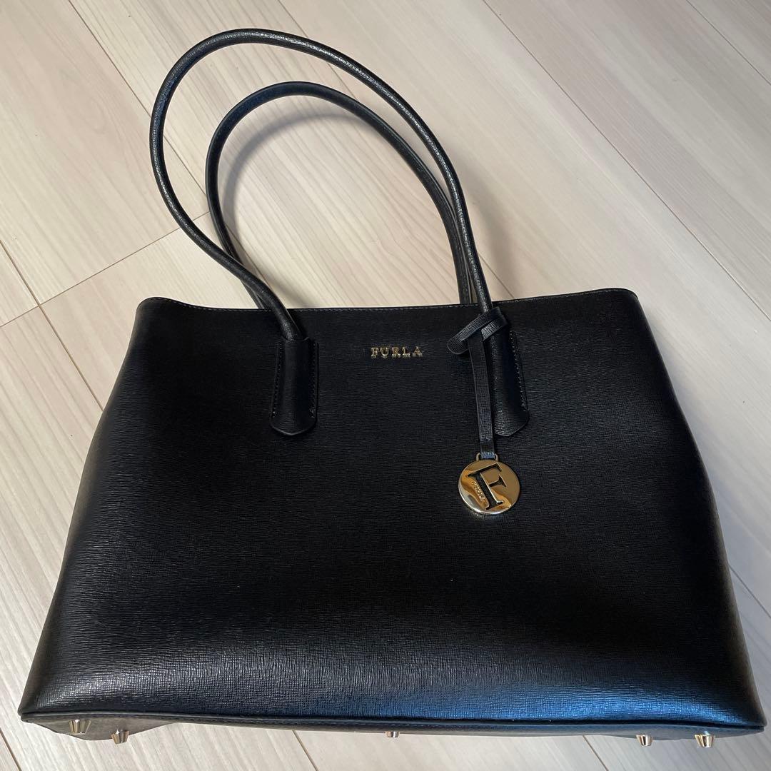 FURLA バッグ