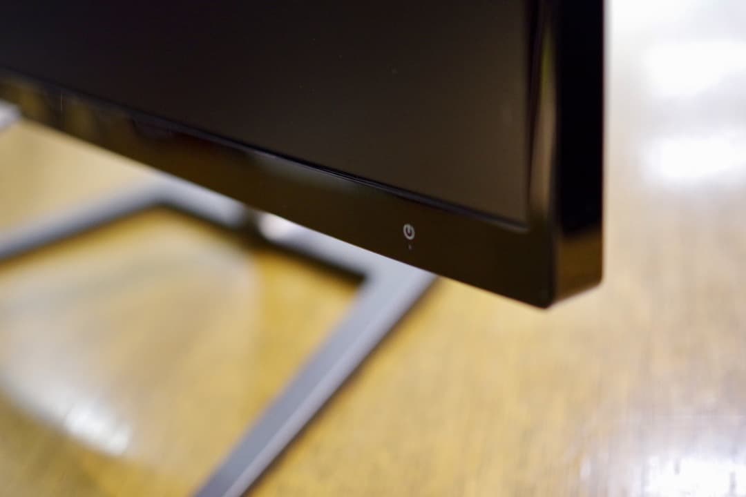 Phillips 246E（24インチ広角液晶ディスプレイ）