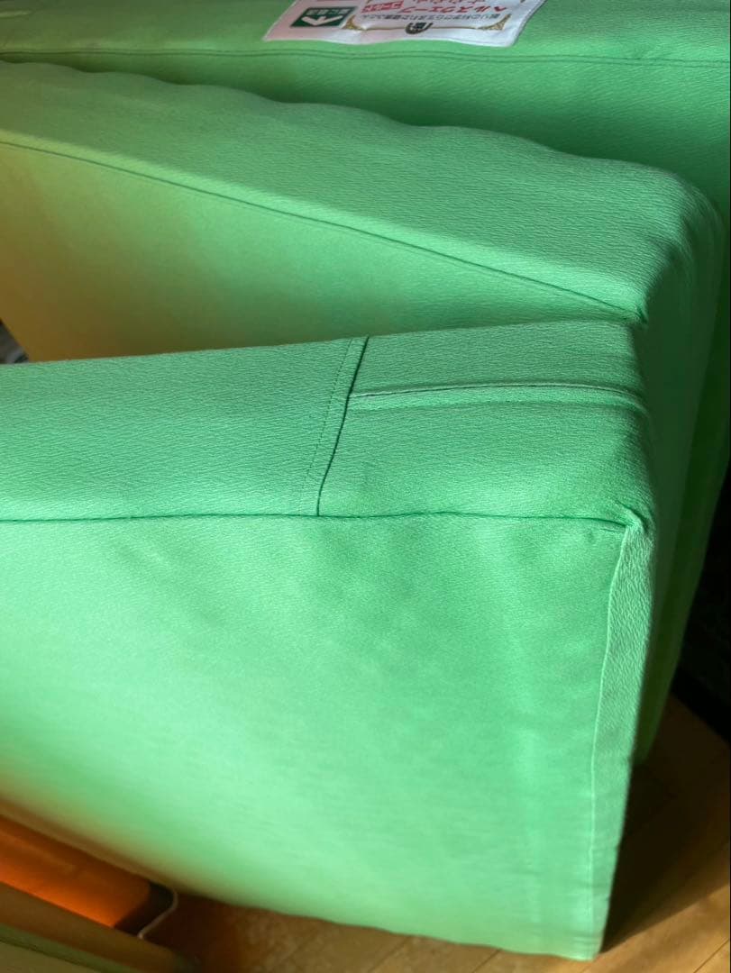 今年購入品　ヘルスウェーブゴールドすややか　デラックスDCDX　専用シーツ