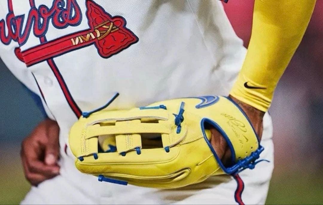 い*さ様 Nike Vaper Elite アクーニャ　モデル　ナイキ　グローブ