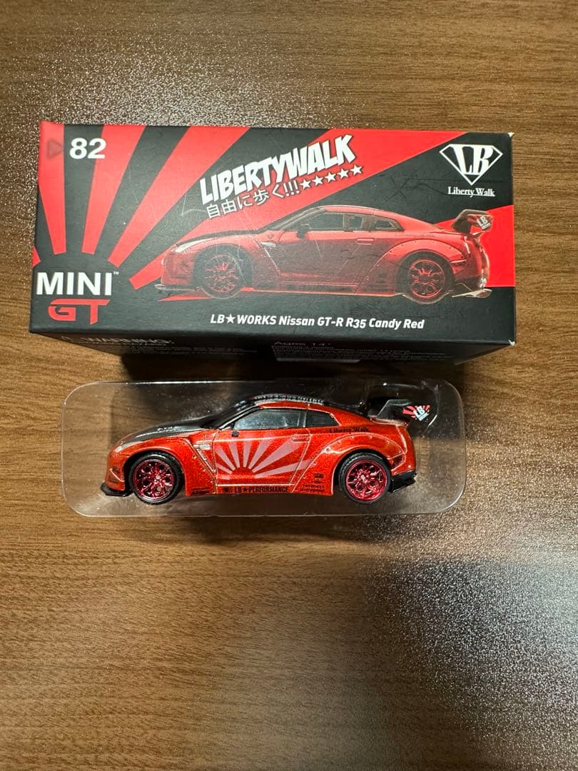 LBWORKSトイザらス限定 MINI GT R35 キャンディレッド1:64