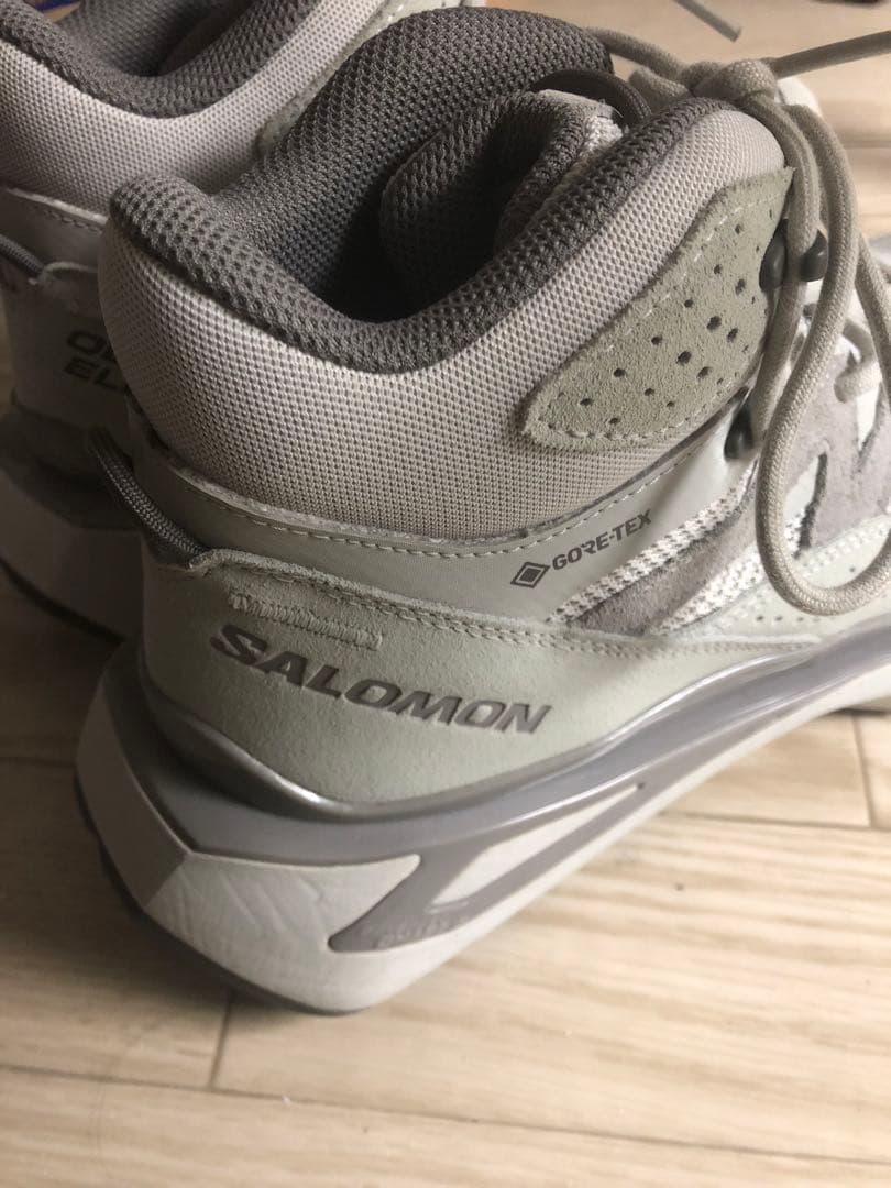 SALOMON GORE-TEX ハイカットシューズ グレー