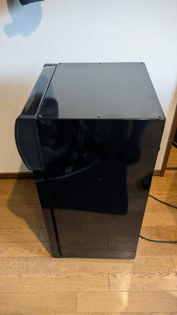 ショーケース冷蔵庫　レッドブルロゴ！