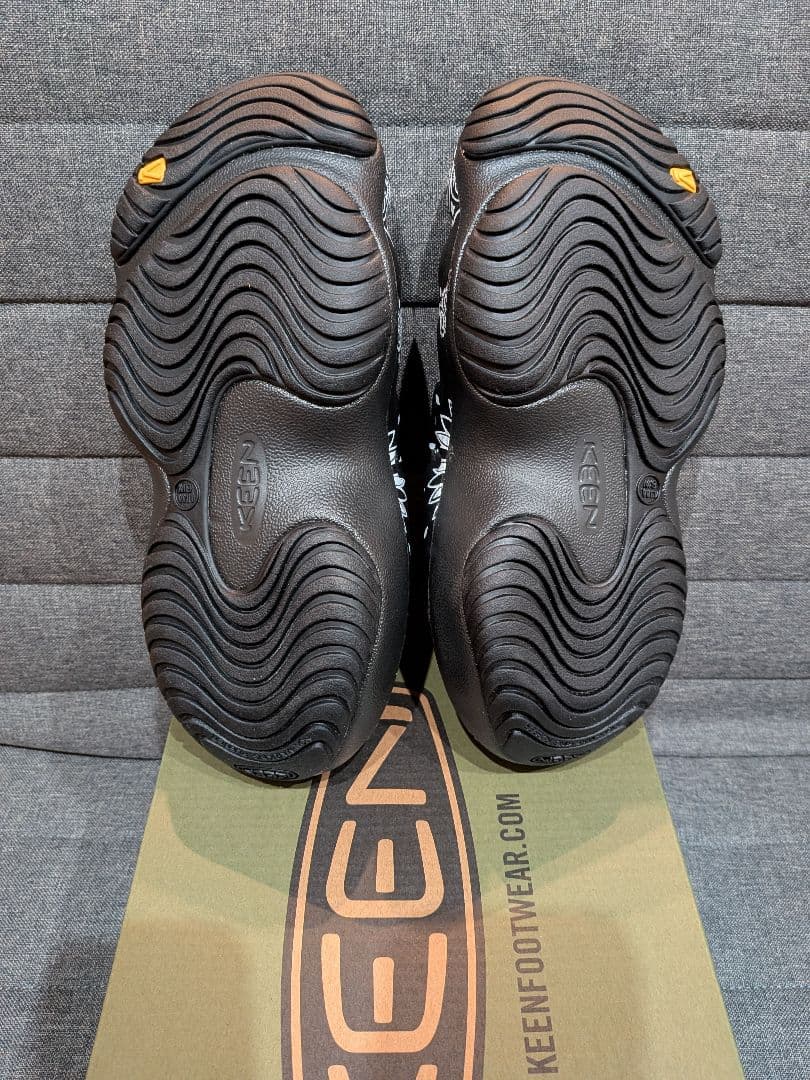 hide and seek keen yogui arts サンダル US 9