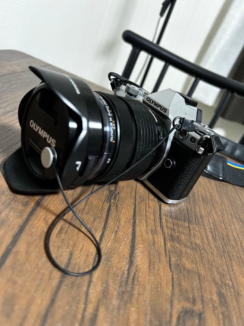 デジタルカメラ OLYMPUS OM-D E-M5 Mark II 12-40mm PRO