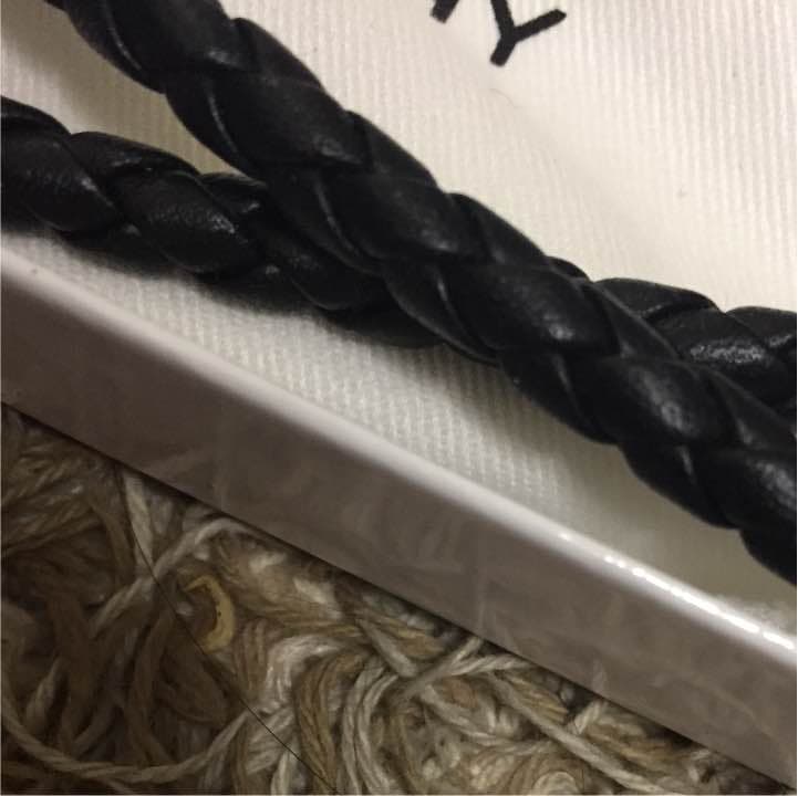 【値下げ】ジバンシィ(GIVENCHY)のレザーチェーン