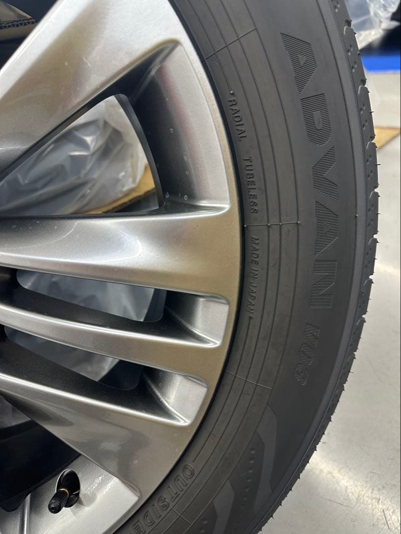 【送料込み】40系アルファード純正タイヤホイールセット 18インチ