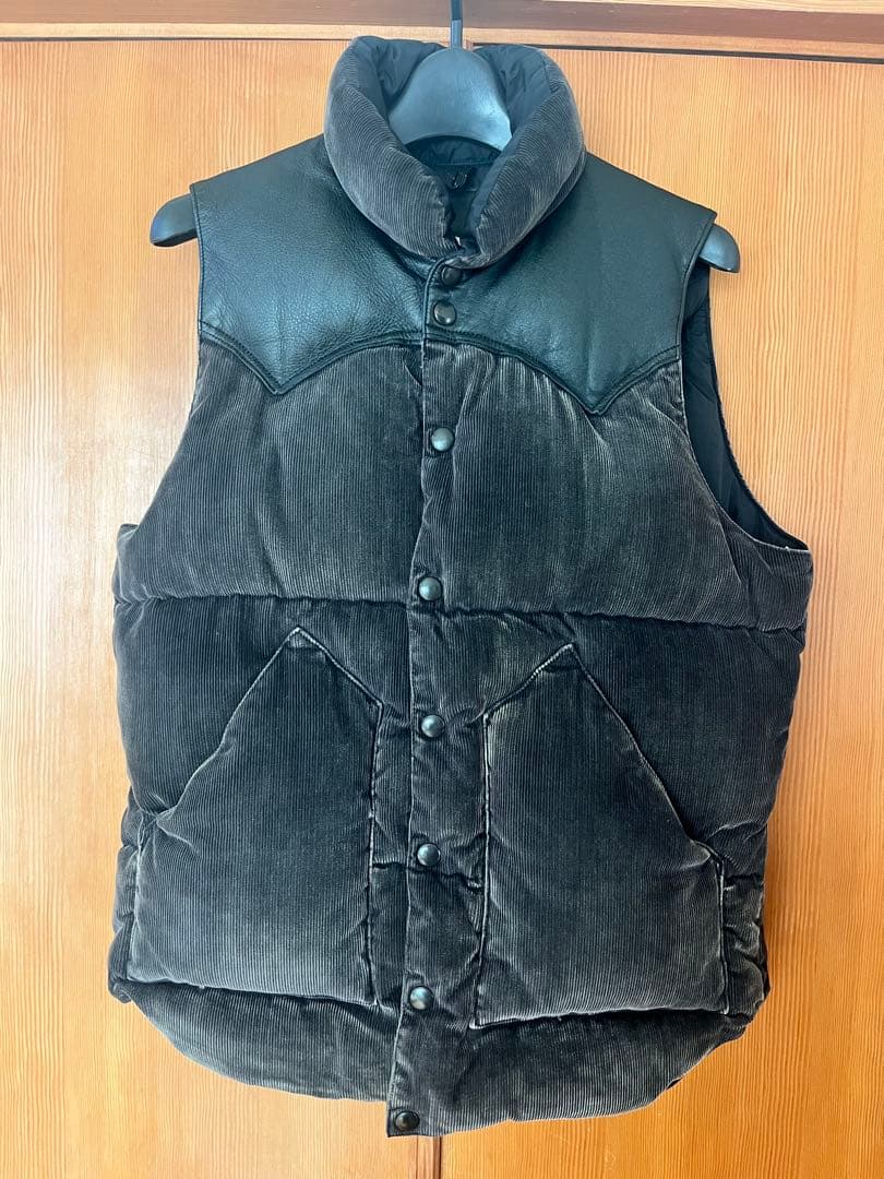 ロッキーマウンテン　ダウンベスト 38サイズ