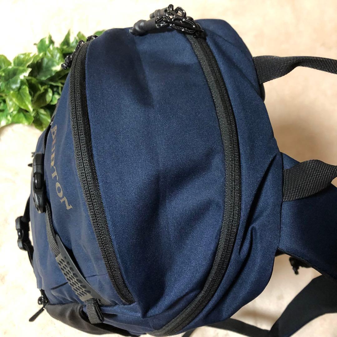 未使用に近い　極美品　バートン　デイ ハイカー 25L リュック　バックパック