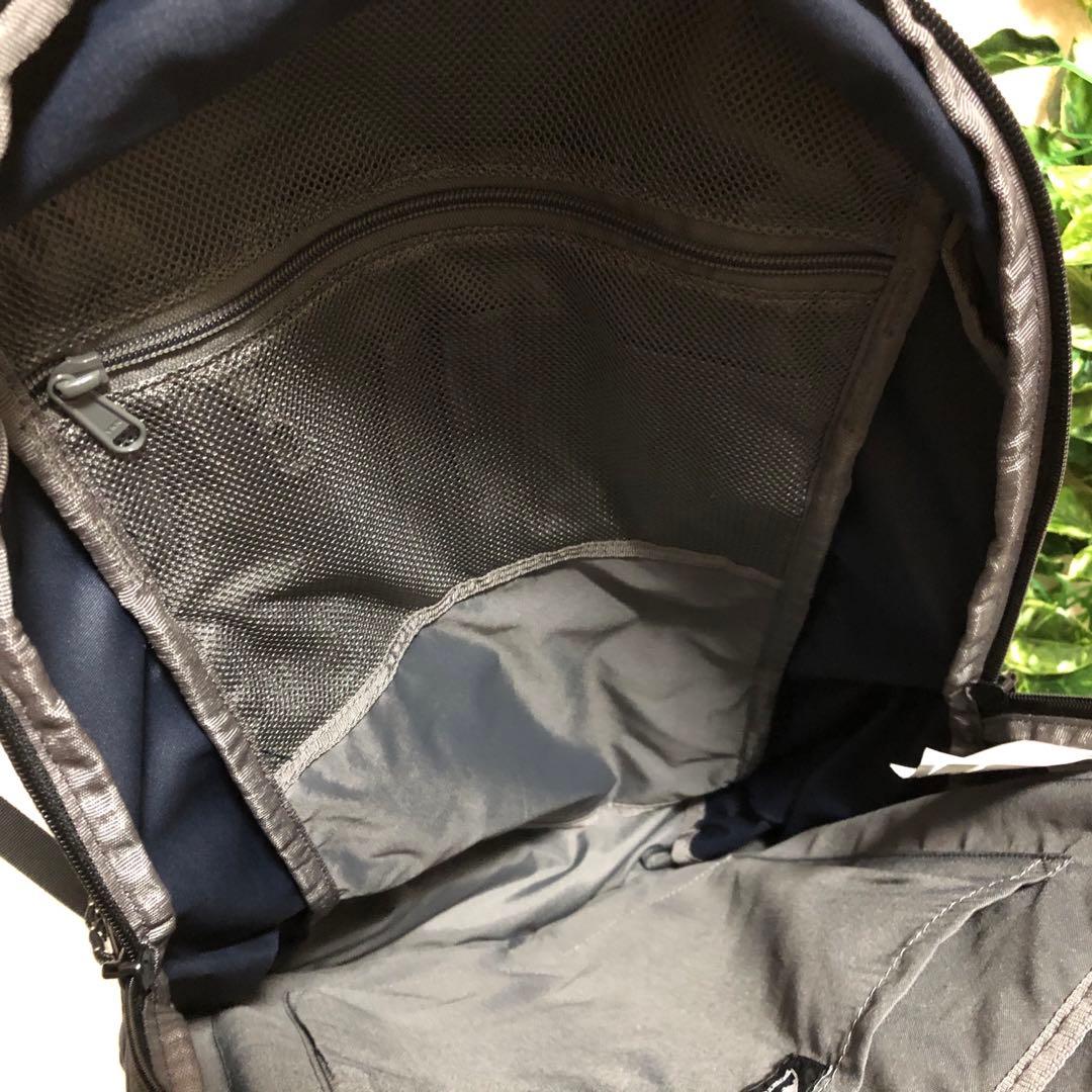 未使用に近い　極美品　バートン　デイ ハイカー 25L リュック　バックパック