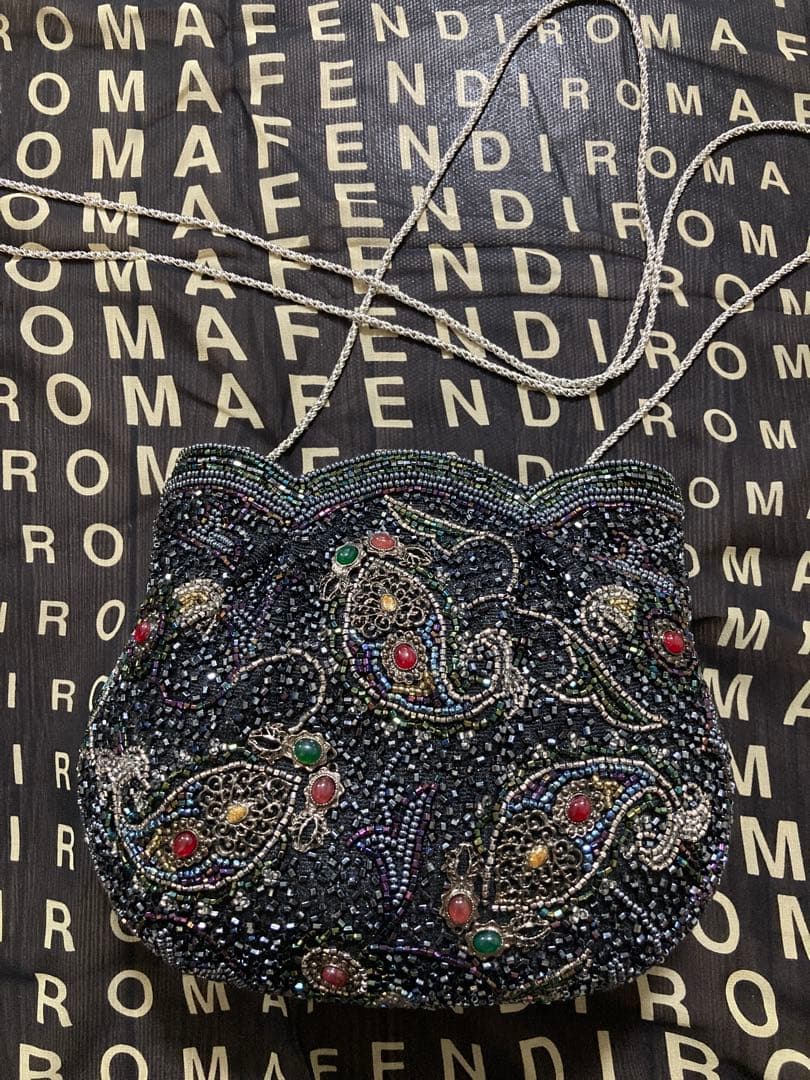 皇室御用達 LUMY はしもと ビーズバッグ