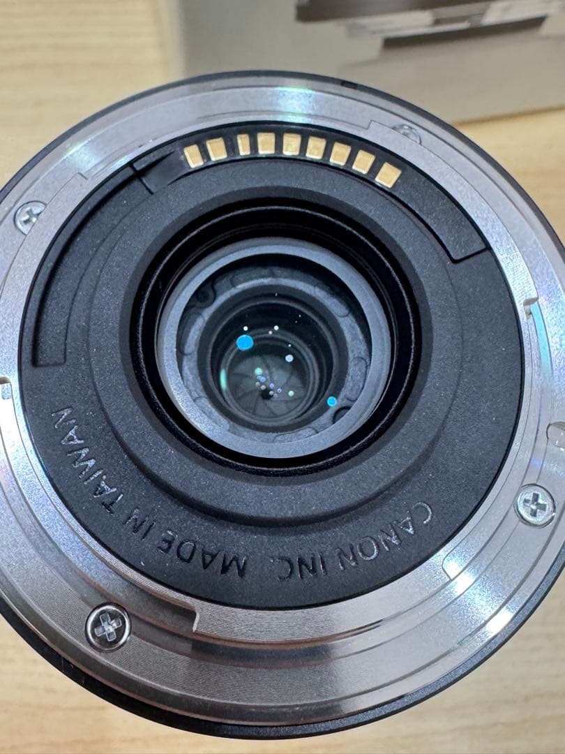 Canon EOS M200 ミラーレスカメラ 15-45mm レンズセット