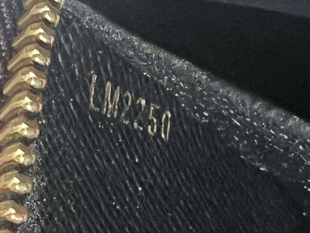 Louis Vuitton ルイビトン長財布　ジッピーウォレット 中古品