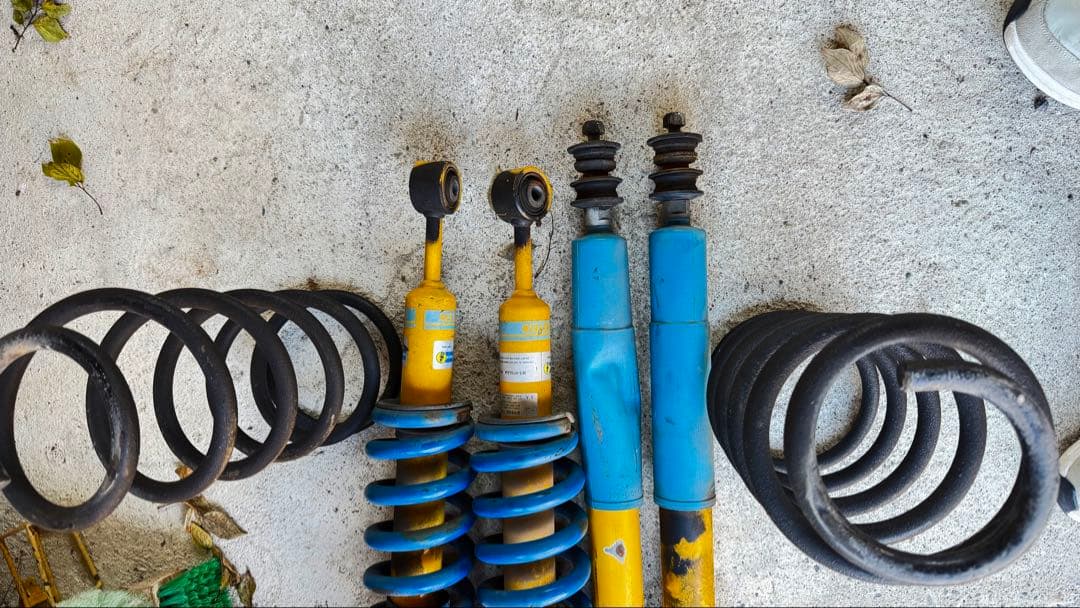 FJクルーザー用 モトレージテラサス ビルシュタインショック