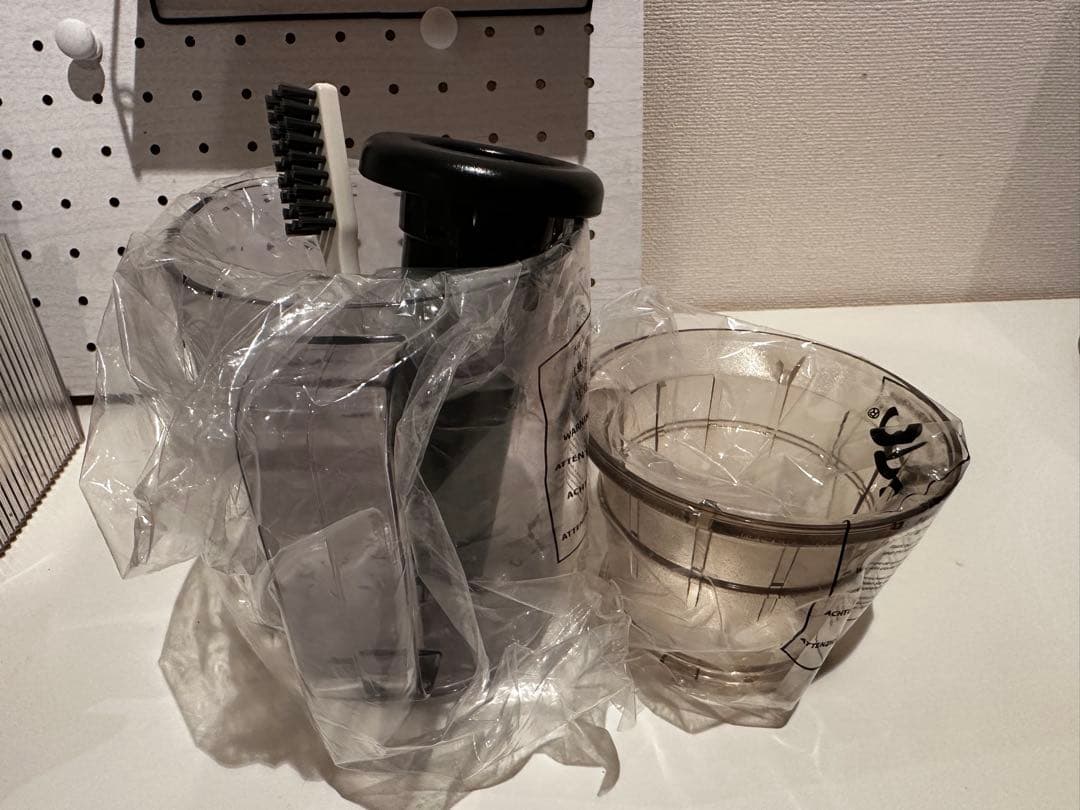 美品Hurom ジューサー H200