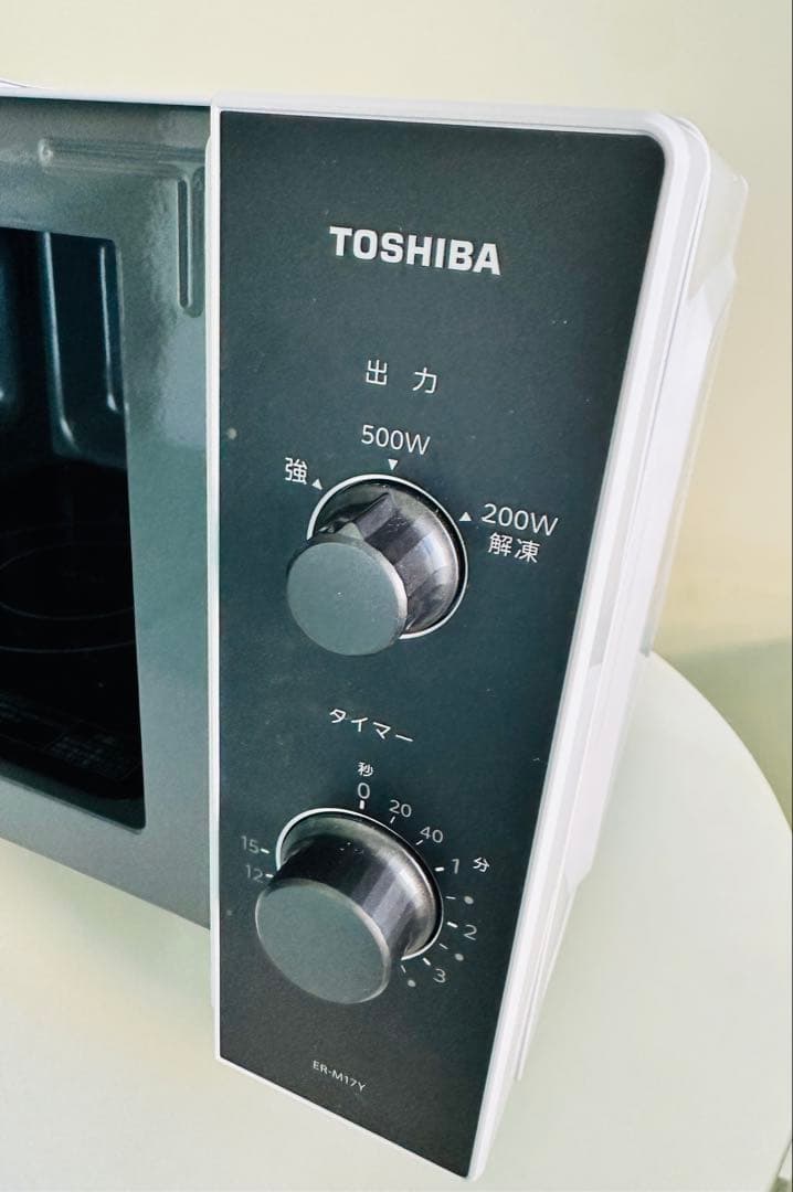美品✨2025年製 東芝 電子レンジ ER-M17Y(W) 17L フラット 白