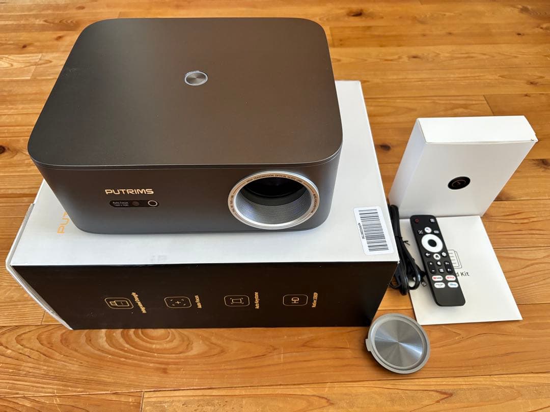ほぼ新品　PUTRIMS K12プロジェクター 本体 R7年2月14日購入