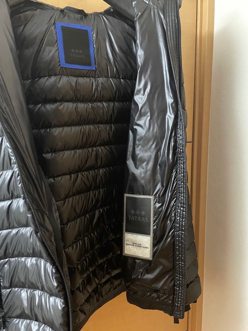 TATRAS タトラス ブラック 薄手ダウンジャケット フード付き サイズ4