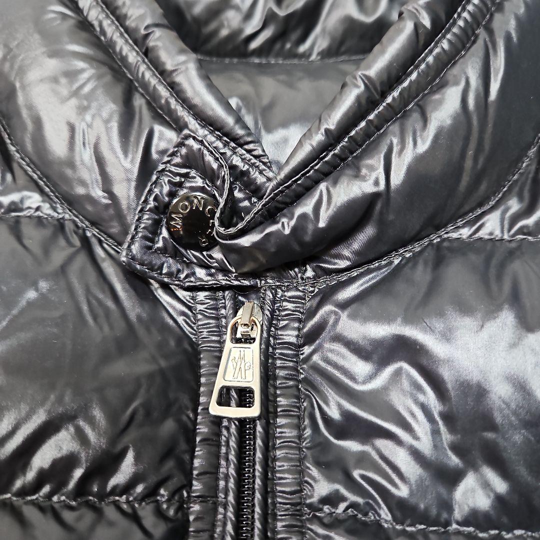 モンクレール ギュイ GUI GILET ライトダウンベスト サイズ2　確実本物