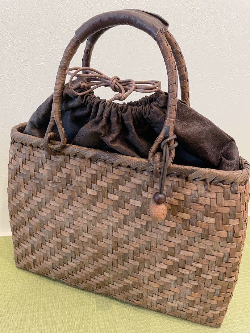 かごやくるみかごバッグ