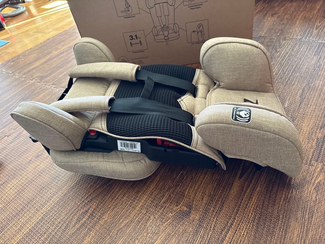 トラベルベストEvo コンパクトチャイルドシート