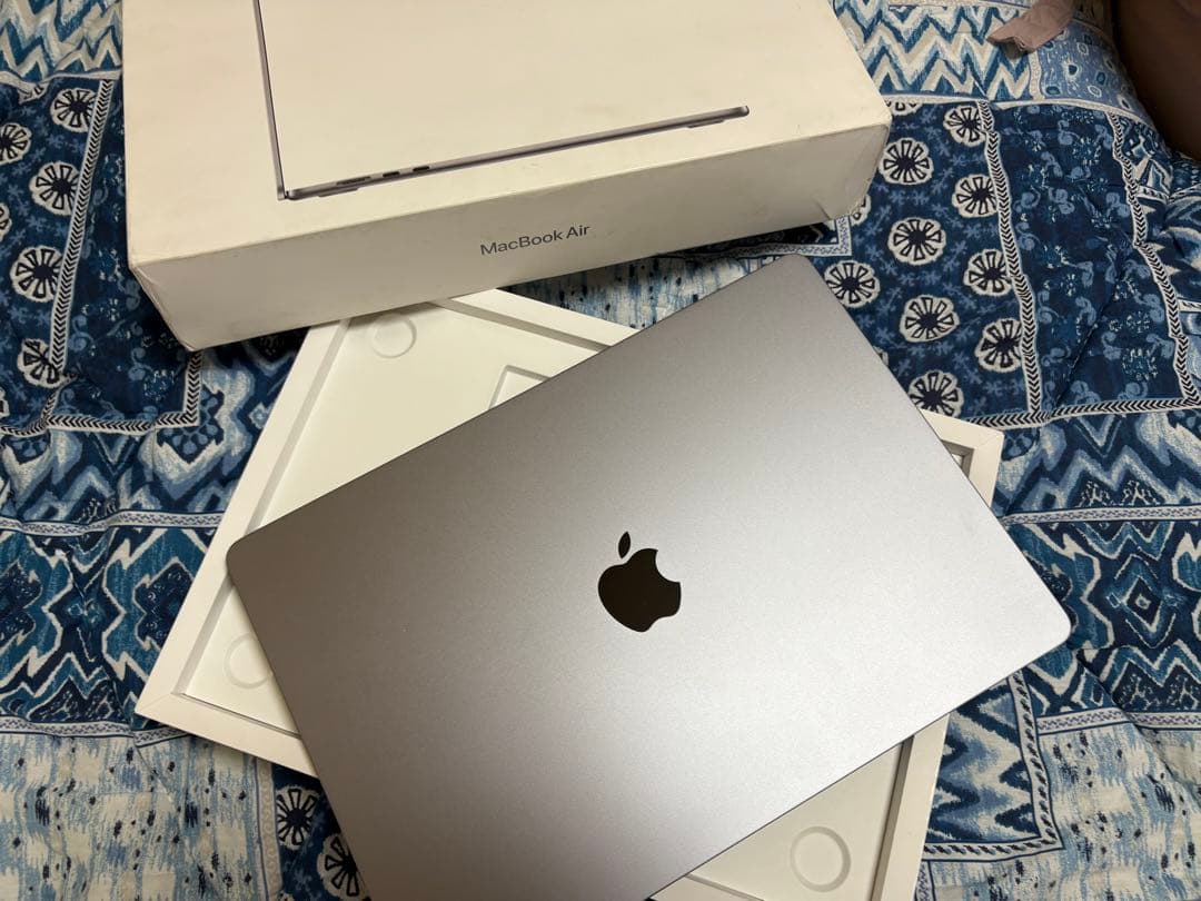 MacBook Air15インチ スペースグレー