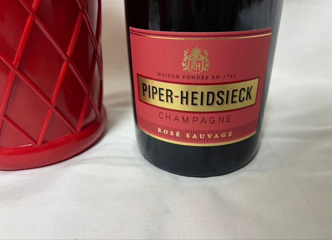 パイパー　エドシック　ブリュット　リップ型・ロゼ　ソフトクリーム型　未開封