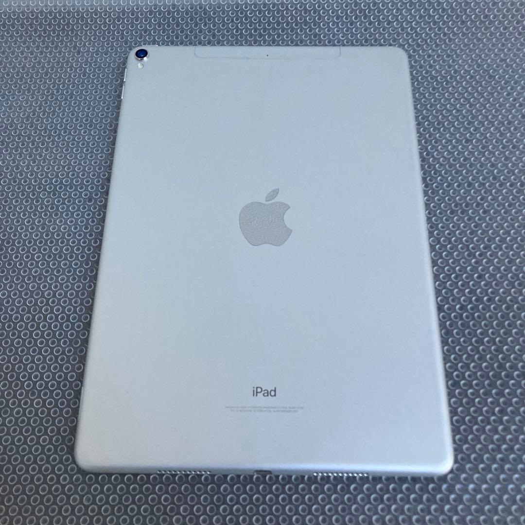 813 外観美品☆電池良好☆iPad Pro 64GB 10.5インチ au☆