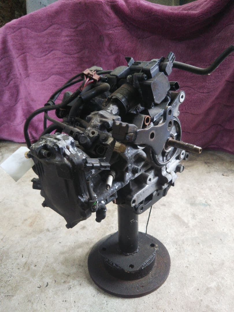 おかずくらぶ様 ズーマーFIエンジン 要OH