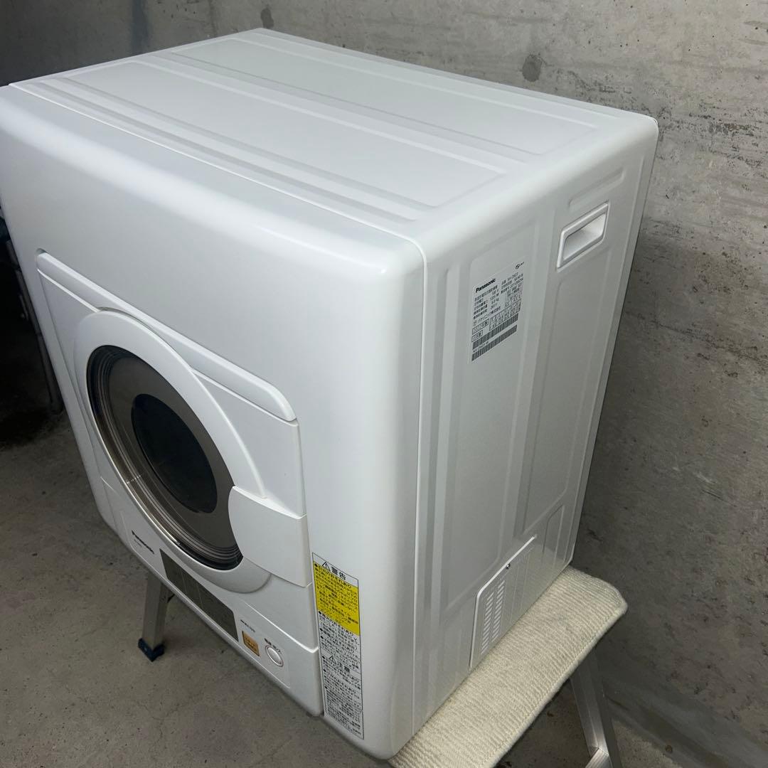 2022年製　洗浄清掃済み　美品　パナソニック　衣類乾燥機　NH-D403