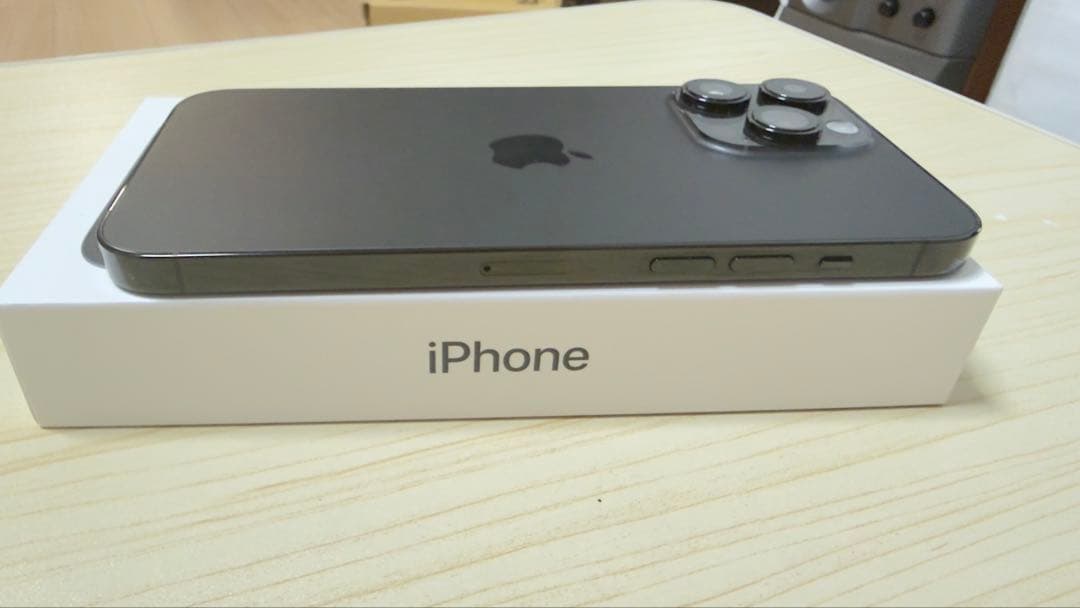 スマートフォン本体 Apple iPhone 14 Pro Max 256 battery 79%