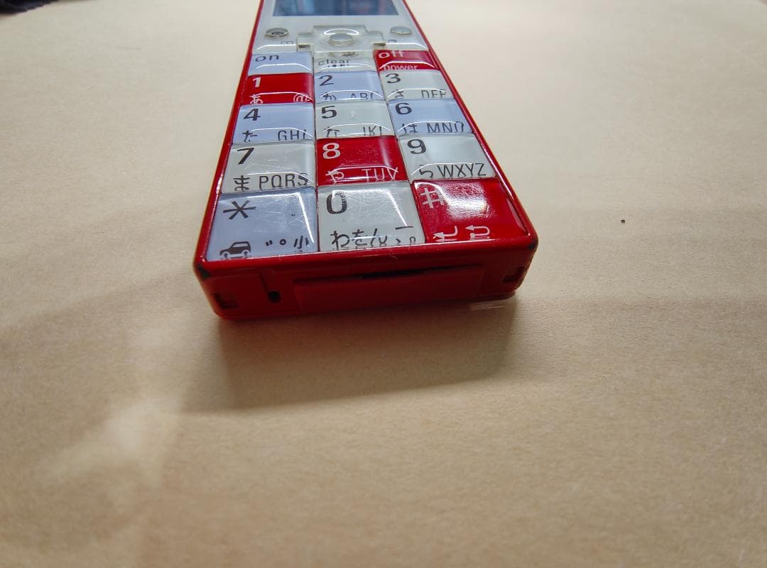 au INFOBAR（初代）ニシキゴイNISHIKIGOI　動作確認、リセット済