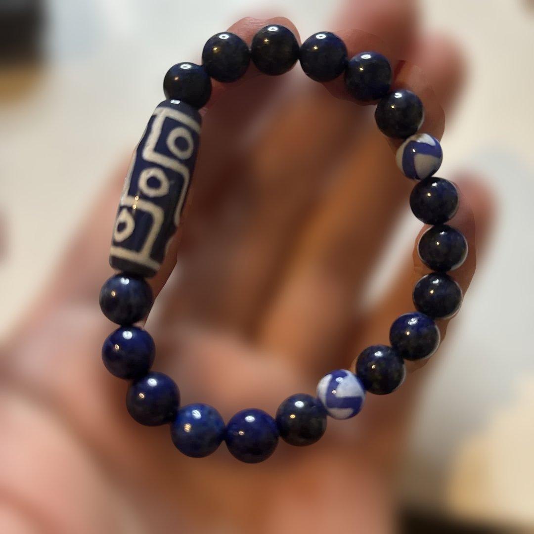 すごいパワーが入ってくる！九眼天珠と青玉髄天珠のブレスレット！