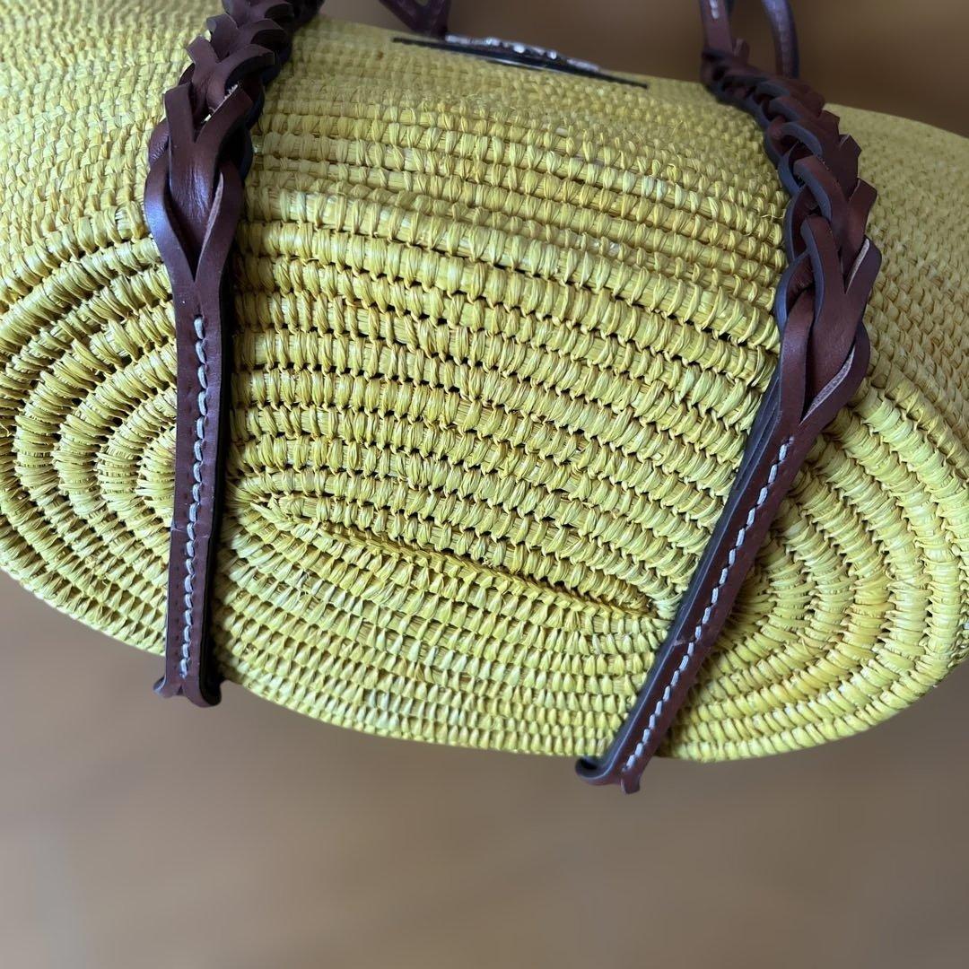 プラダ　かごバッグ