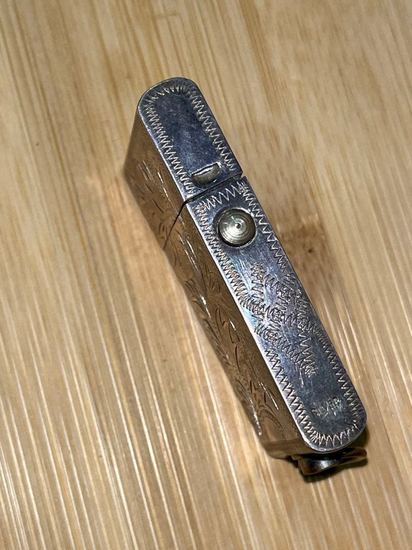 Silver ヴィンテージ オイルライター