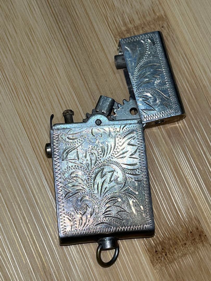 Silver ヴィンテージ オイルライター